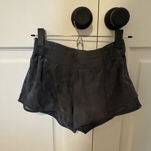 Hotty Hot High Rise Lined Short 2.5